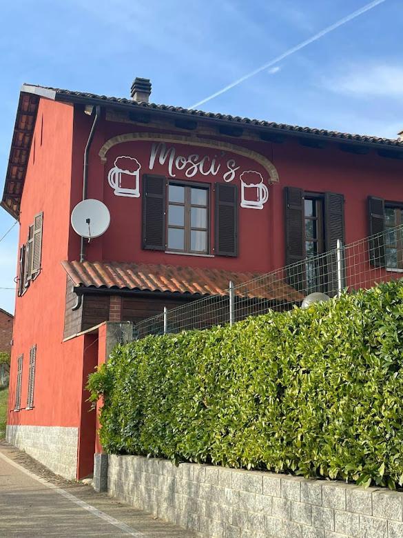 Mosci'S Bed & Beer Bed and Breakfast San Damiano dʼAsti Buitenkant foto